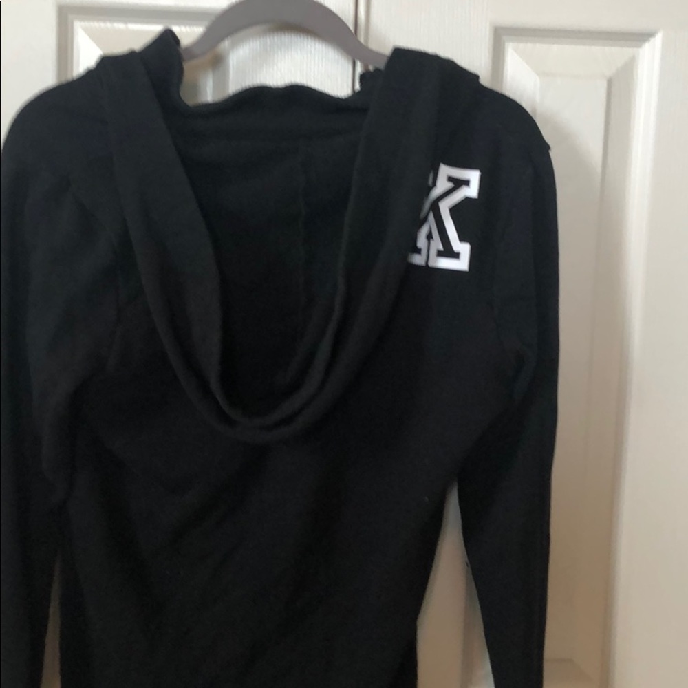 Black quarter zip sweatshirt. - Picture 3 of 4